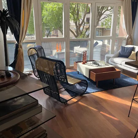 Le Raphael Apartment *